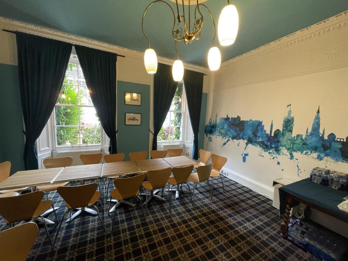 The Kingsview Townhouse - Boutique Hostel Edinburgh Exterior photo